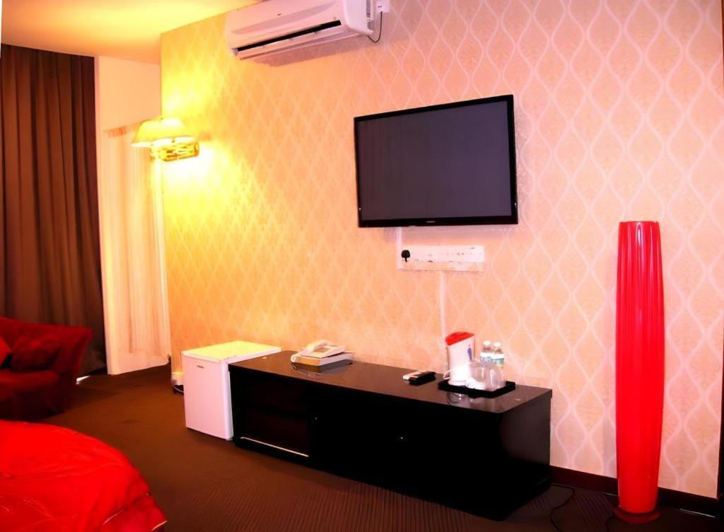 Paragon City Hotel Ίπο Εξωτερικό φωτογραφία